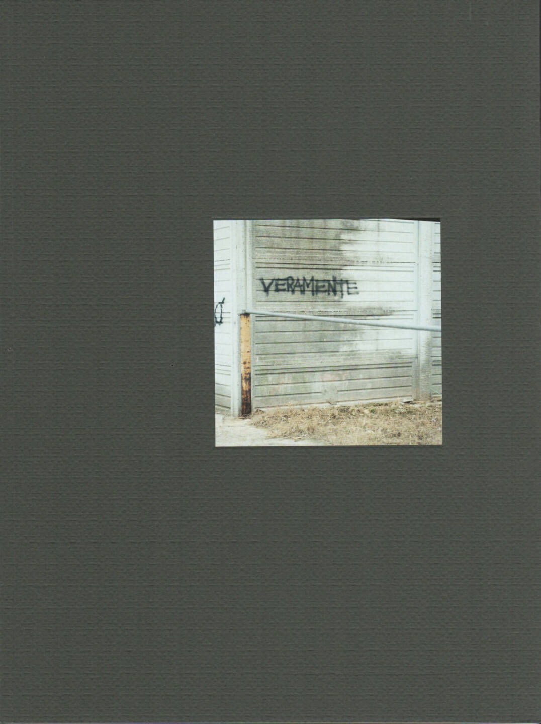Guido Guidi - Veramente, MACK, 2014, Cover - http://josefchladek.com/book/guido_guidi_-_veramente