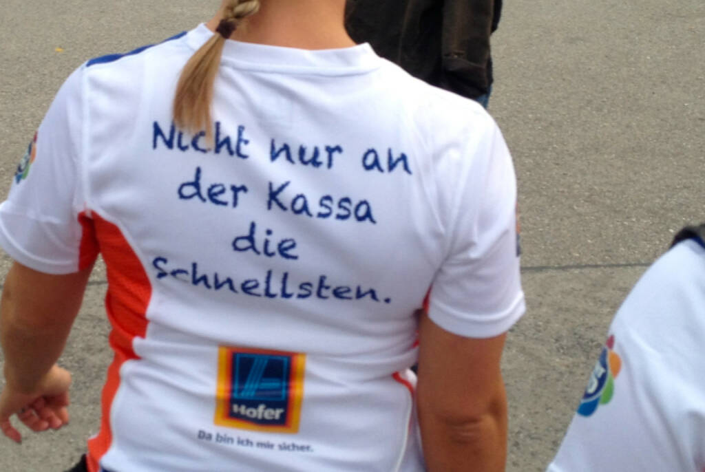 Nicht nur an der Kassa die Schnellsten, Hofer (04.09.2014) 