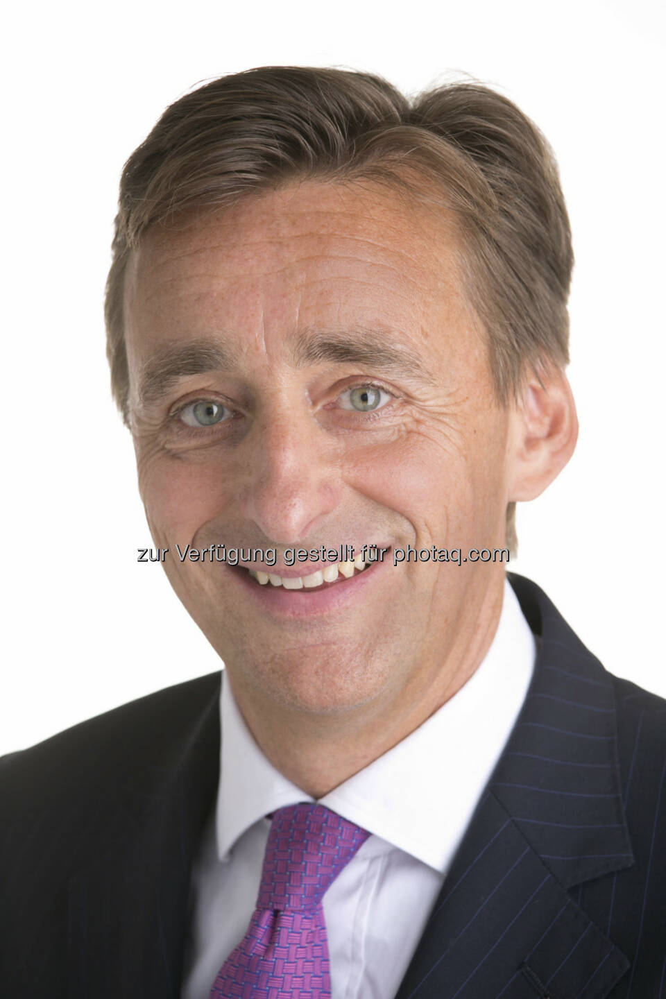 Andreas Ridder, CBRE, bringt Immobilienstatistiken, siehe http://finanzmarktfoto.at/page/index/128