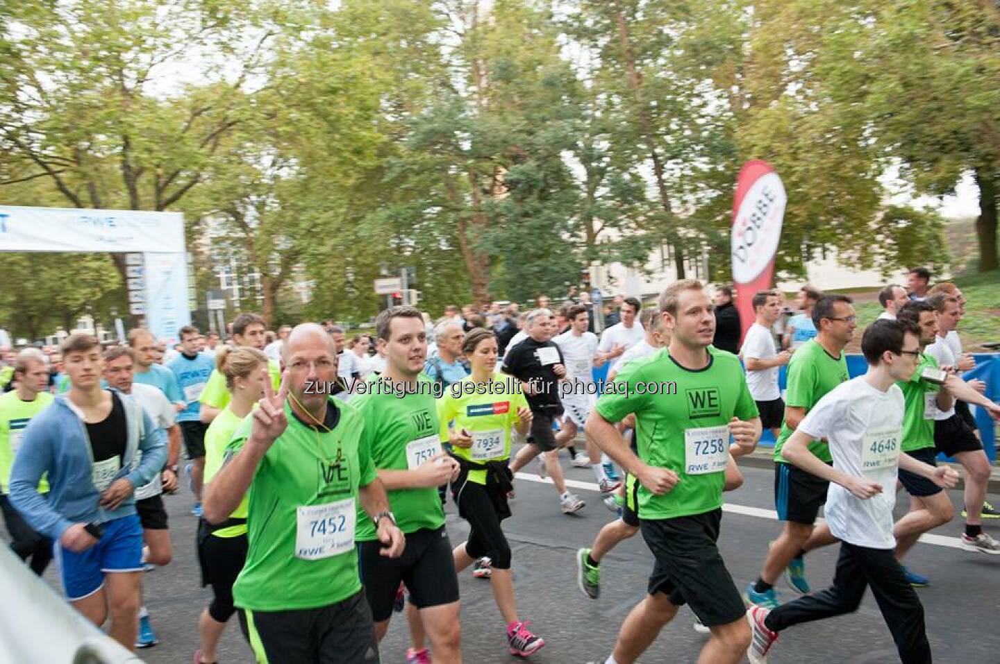 Essen in Grün - gestern haben über 300 #ThyssenKrupp-Mitarbeiter am Essener Firmenlauf teilgenommen. WE are #ThyssenKrupp!  Source: http://facebook.com/ThyssenKruppCareer