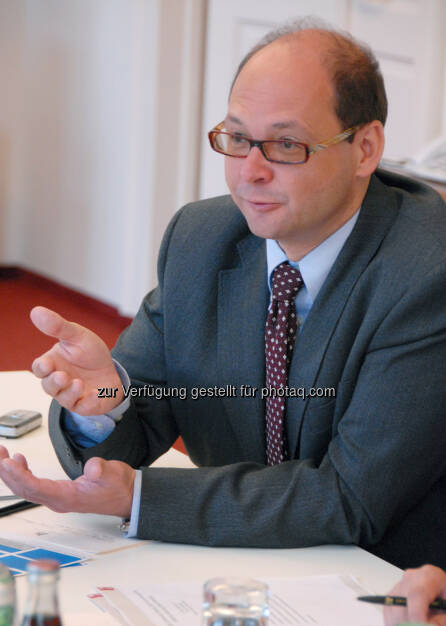 Karl Wöber, Rektor der Modul University Vienna, lud 96 hochkarätige TourismusmanagerInnen aus 26 Nationen zum jährlichen TourMIS Anwender-Workshop in die Universitätsräumlichkeiten der internationalen Privatuniversität auf den Kahlenberg., © Aussendung (13.09.2014) 