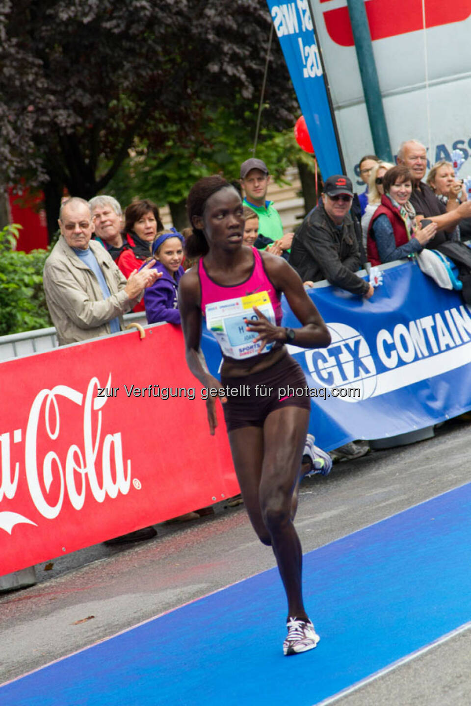 Chelimo Joan, Siegerin Wachau Halbmarathon Damen, Wachau Marathon 2014