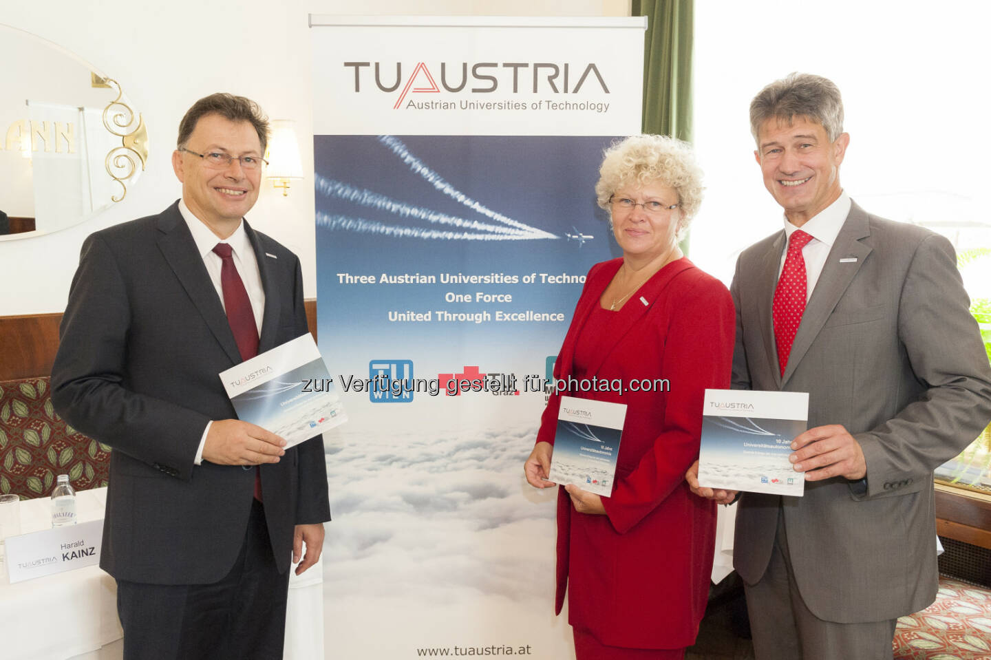 Wilfried Eichlseder (Montanuniversität Leoben), Sabine Seidler (TU Wien), Harald Kainz (TU Graz): TU Austria: 10 Jahre Universitätsautonomie - Zentrale Erfolge der drei technischen Universitäten Österreichs