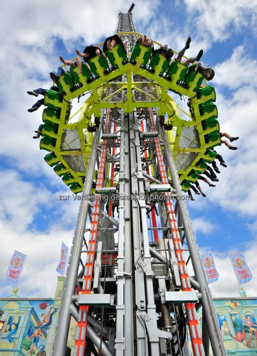 Power Tower, Vergnügungspark - Siemens-Technik auf dem Münchner Oktoberfest (Bild: Siemens)