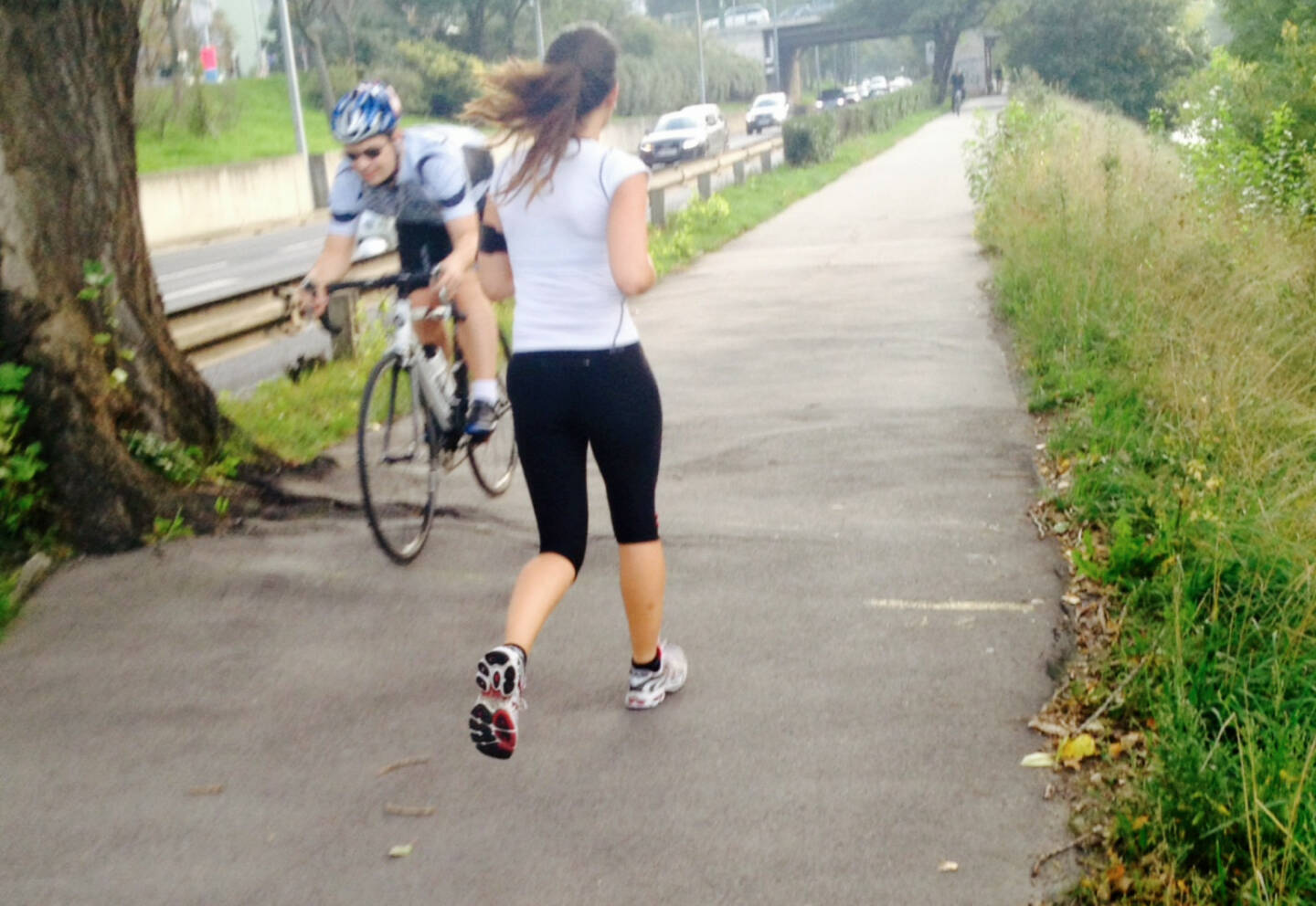 Laufen Radfahren Begegnung