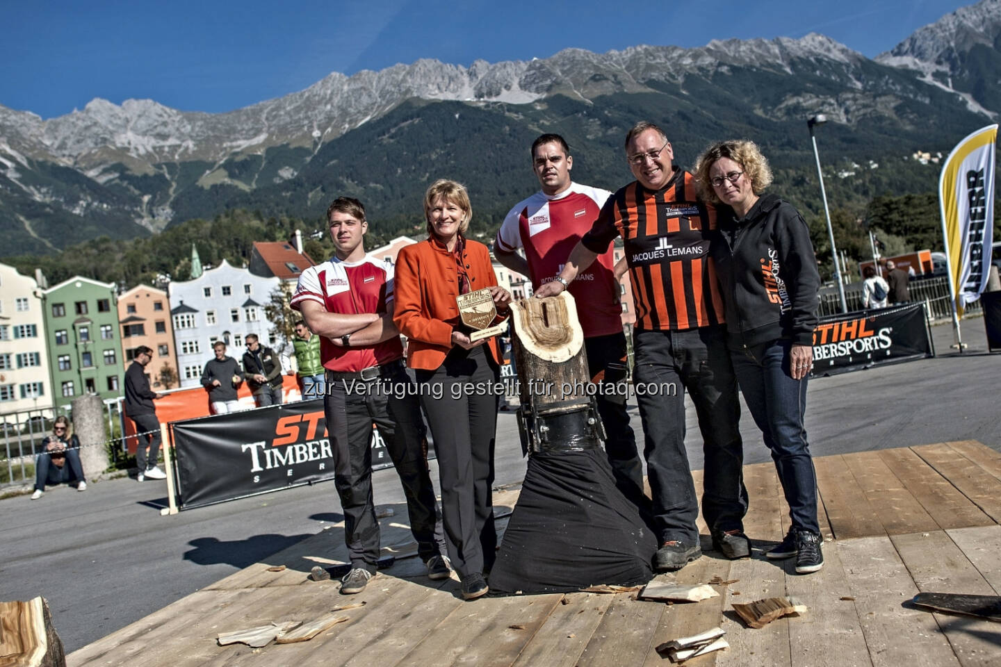 André Robitsch (Rookie of the year), Bürgermeisterin Christine Oppitz-Plörer, Armin Kugler (Österreichischer Staatsmeister), Spike Milton (Global Sports Director Stihl Timbersports(R)), Jasmin Oun (Pressesprecherin Stihl Timbersports(R): P8 GmbH: Stihl Timbersports(R))Weltmeisterschaft 2014 in Österreich