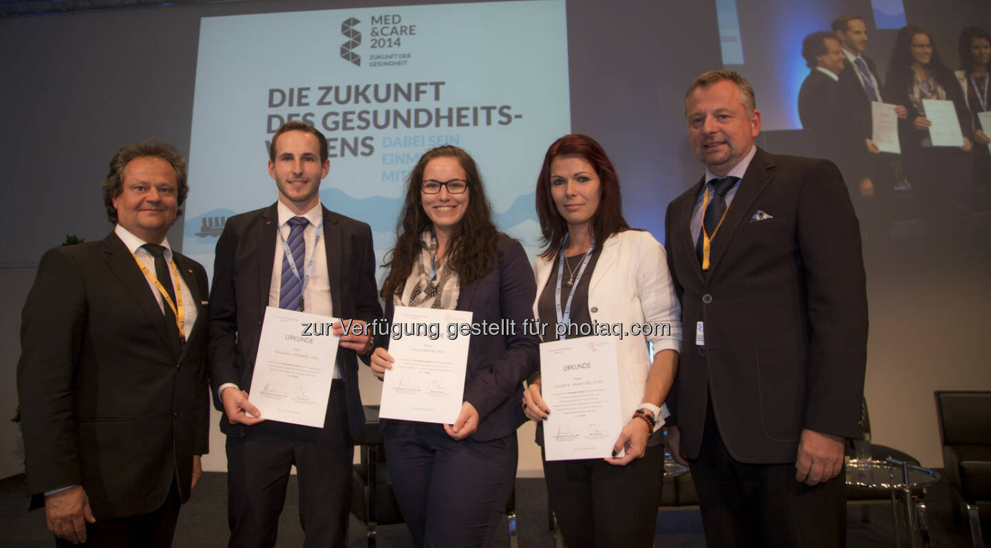 Ingo Raimon, Fopi Präsident, Christian Gruber (FH Joanneum), Nicole Jakob (FH Burgenland), Claudia Draxler (FH Kärnten) und (FH) Erwin Gollner MPH der Koordinator des Awards von seiten der Fachhochschul-Gesundheitsstudiengänge Österreichs: Fopi - Forum der forschenden pharmazeutischen Industrie: Innovation Award 2014: Innovationsgeist junger Akademiker im Gesundheitswesen ausgezeichnet