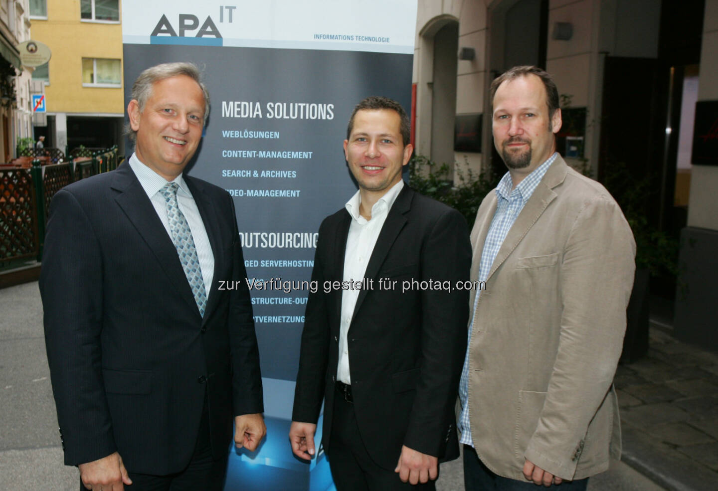 Alexander Falchetto (Geschäftsführer APA-IT), Florian Rätzer (Channel Manager ProfitBricks) und Holger Höttl (Geschäftsführer fotografie.at): APA-IT Informationstechnologie GmbH: Mit Cloud Computing 2.0 zur optimalen IT-Infrastruktur