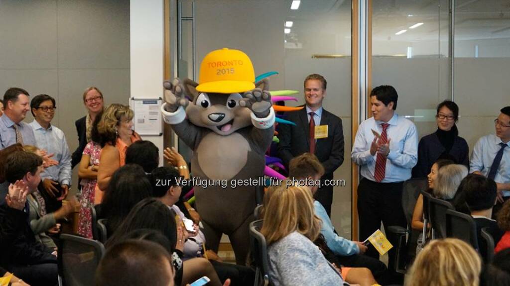 Barrick Gold: Pachi greets Barrick people at the company's Toronto head office who gathered for the announcement that Barrick is the Official Metal Supplier to the 2015 Pan Am and Parapan Am Games.  Source: http://facebook.com/barrick.gold.corporation, © Aussender (03.10.2014) 