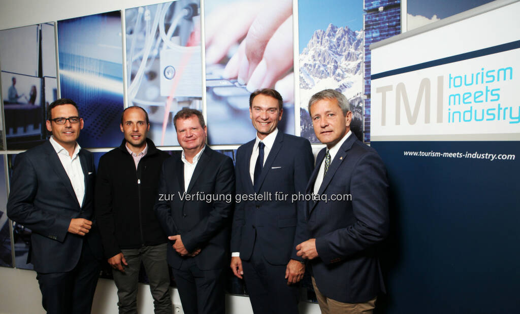 Harald Gohm (Standortagentur Tirol), Michael Bacher (Neuschnee GmbH), Dietmar Kilian (PDAgroup), Peter Mirski (MCI) und Markus Tschoner (Olympiaregion Seefeld): pro.media kommunikation gmbh: TMI - Tourism meets Industry präsentierte Industrie 4.0 und Schnee von Morgen, © Aussendung (03.10.2014) 