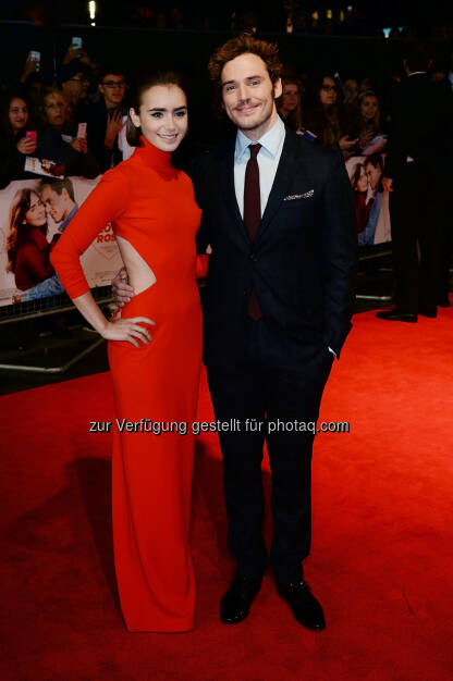 Lily Collins und Sam Claflin bei der Weltpremiere von Love, Rosie im Odeon West End, London. Constantin Film: Constantin Film feiert umjubelte Weltpremiere von Love, Rosie - Für immer vielleicht. obs/Constantin Film/Dave J Hogan, © Aussendung (08.10.2014) 