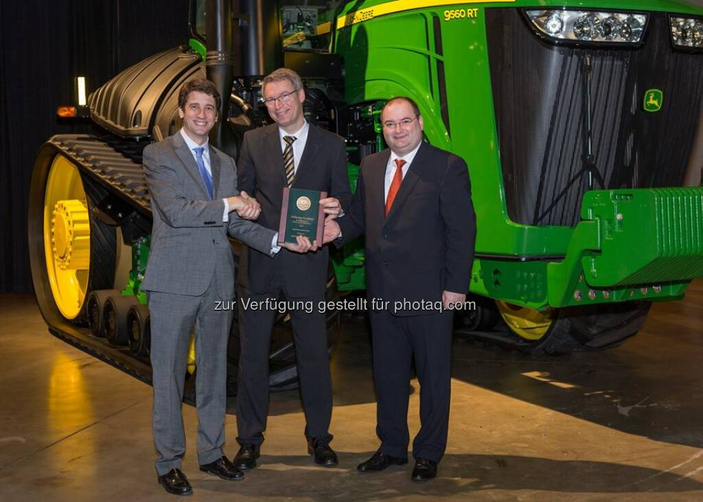voestalpine John Deere, the global leader in agricultural technology, has recognized #Buderus Edelstahl GmbH as an excellent supplier for the second consecutive year. http://bit.ly/1rWbwu0  Source: http://facebook.com/voestalpine, © Aussender (09.10.2014) 