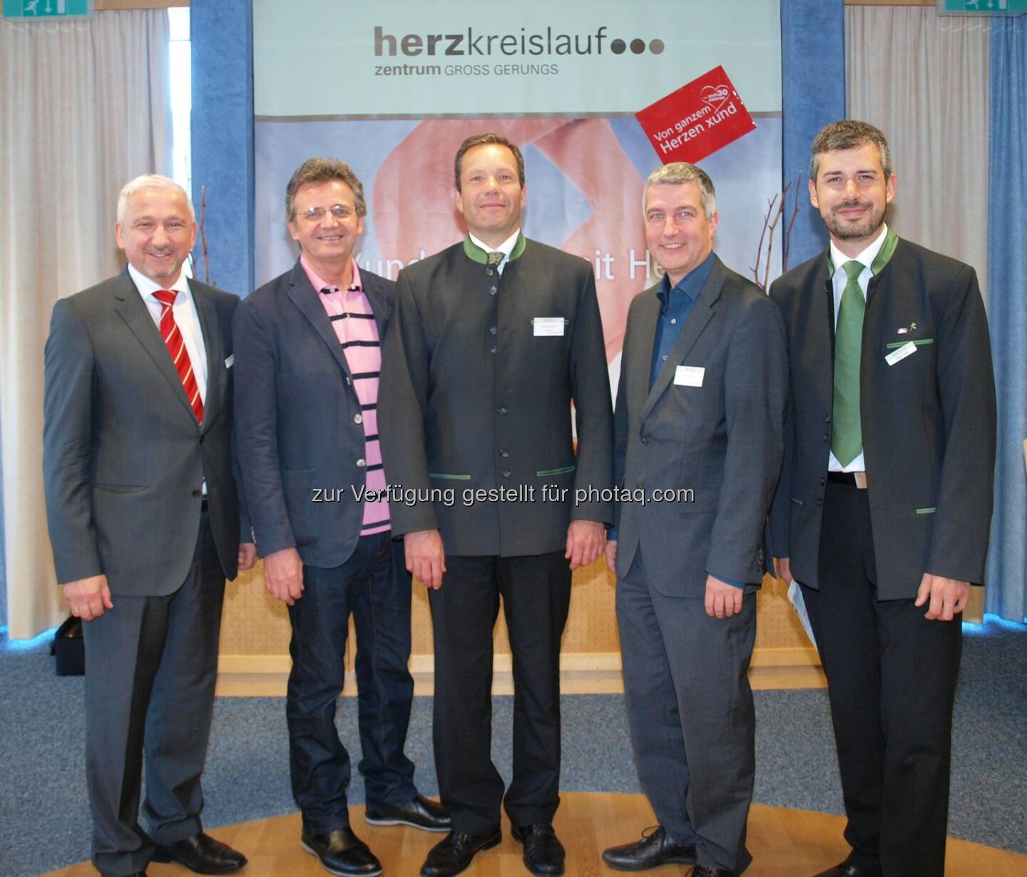 GF Fritz Weber, Univ.-Prof. Hans Domanovits, Prim. Univ.-Doz. Sebastian Globits, Prim. Univ.-Prof. Michael Hirschl, Leiter Pflegedienst Jürgen Friedl: Xundheitswelt - Von Natur aus gut für Gesundheit und Wohlbefinden.: Erfolgreicher 1. Pflegekongress