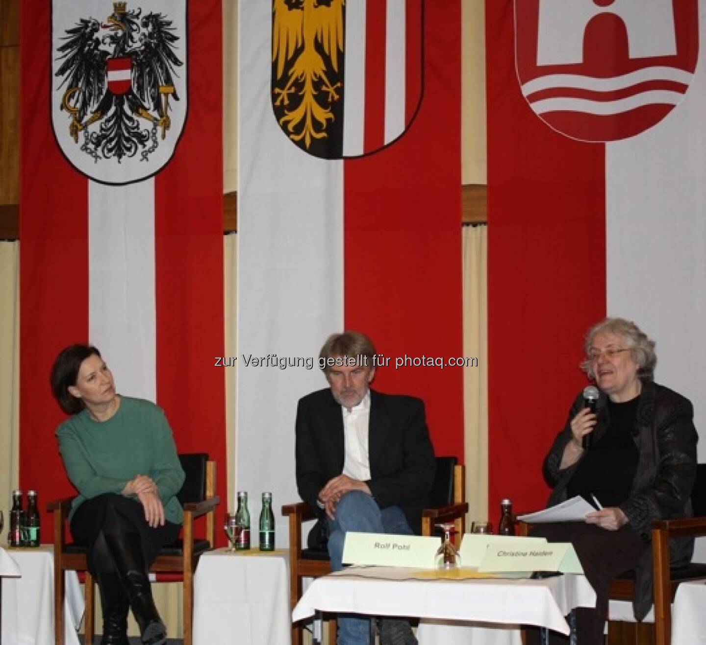 BM Gabriele Heinisch, Rolf Pohl, Christine Haiden - Tagung zum Thema „Zwischen Gleichstellungserfolgen und Antifeminismus: Zwiespältige Tendenzen in der Modernisierung der Geschlechterverhältnisse“  (Foto: Johannes Kepler Universität)