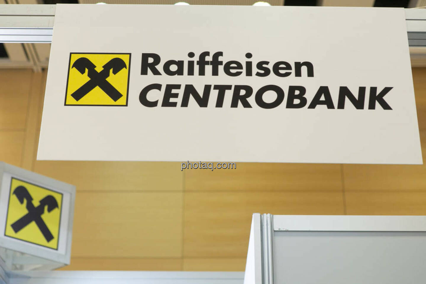 Raiffeisen Centrobank