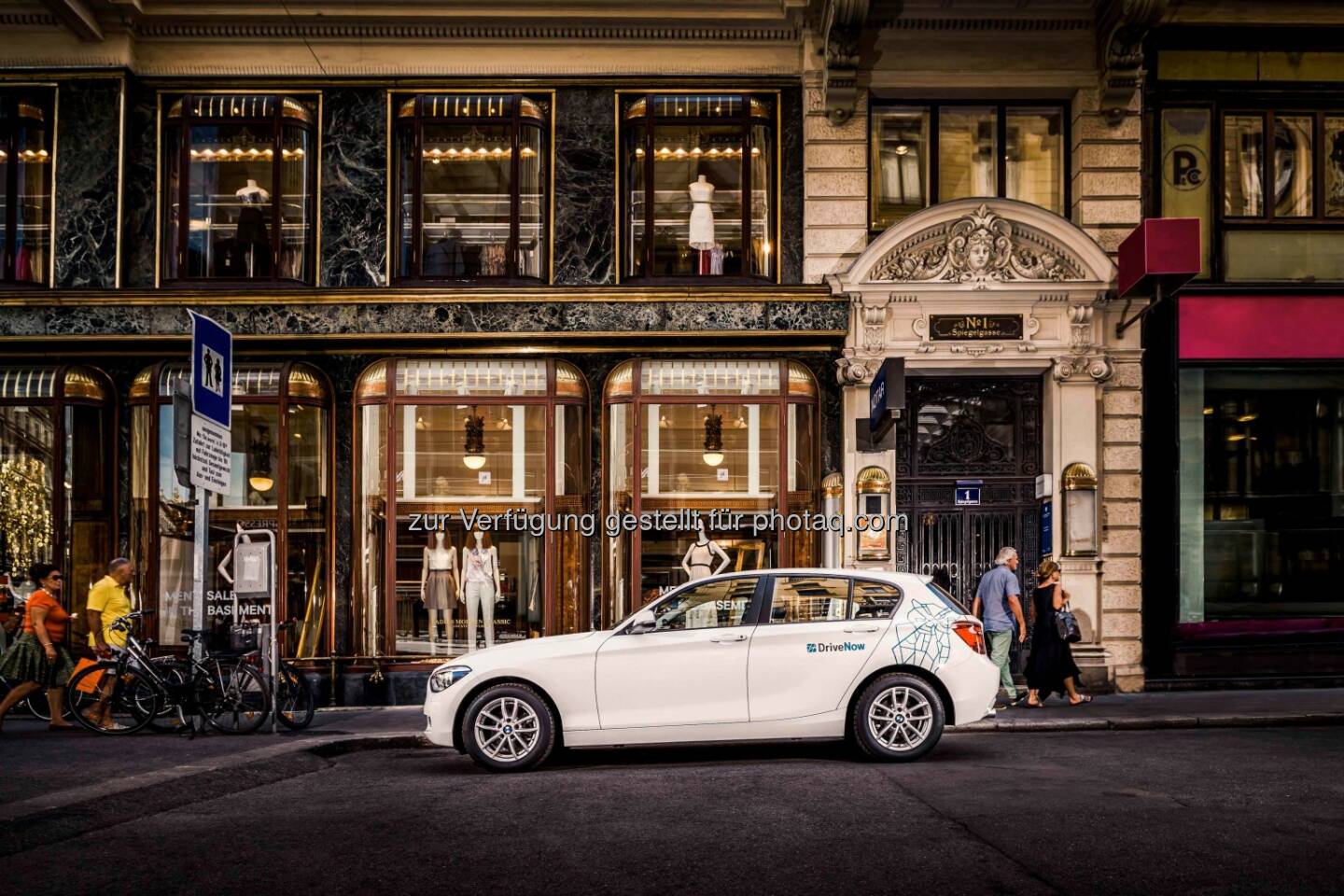 DriveNow, das Carsharing Joint Venture der BMW Group und der Sixt SE, startet sein Carsharing Angebot in Wien. Foto: DriveNow +++