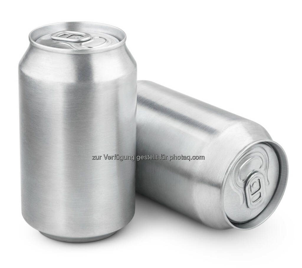 Aluminium, Alu, Dosen, Getränke, http://www.shutterstock.com/de/pic-195130895/stock-photo-two-ml-aluminum-soda-cans-isolated-on-white.html (24.10.2014) 