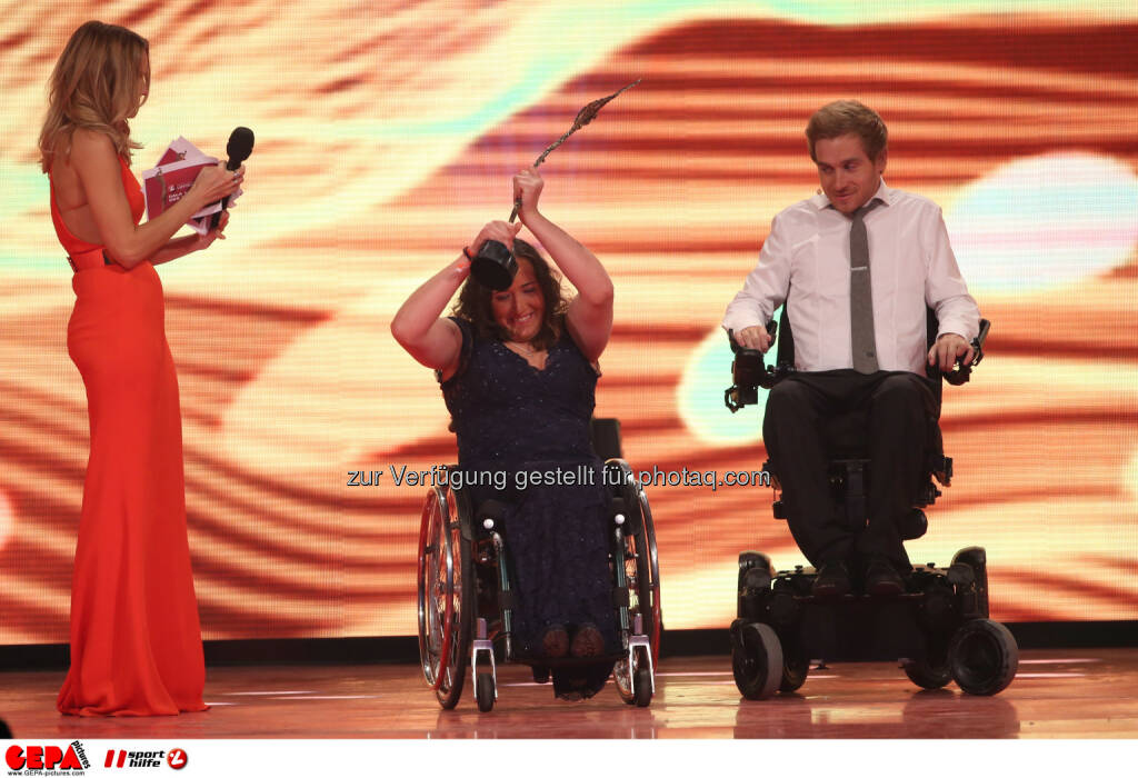 Mirjam Weichselbraun, Claudia Loesch (AUT) and Samuel Koch, Lotterien Gala Nacht des Sports, Photo: Gepa pictures/ Christian Walgram, ©  Gepa pictures/ Michael Riedler (31.10.2014) 