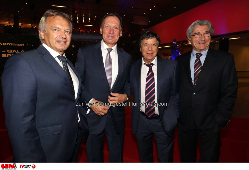 Hans Pum (OESV), Franz Klammer (AUT), Peter Schroecksnadel und Klaus Leistner (OESV). Photo: GEPA pictures/ Walter Luger, ©  Gepa pictures/ Michael Riedler (31.10.2014) 