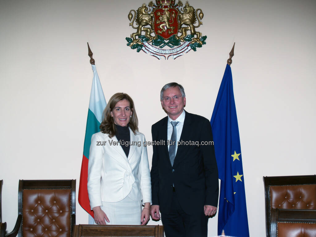 Alois Stöger und Nikolina Angelkova in Sofia: BM für Verkehr, Innovation und Technologie:Treffen mit bulgarischer Verkehrsministerin (03.11.2014) 