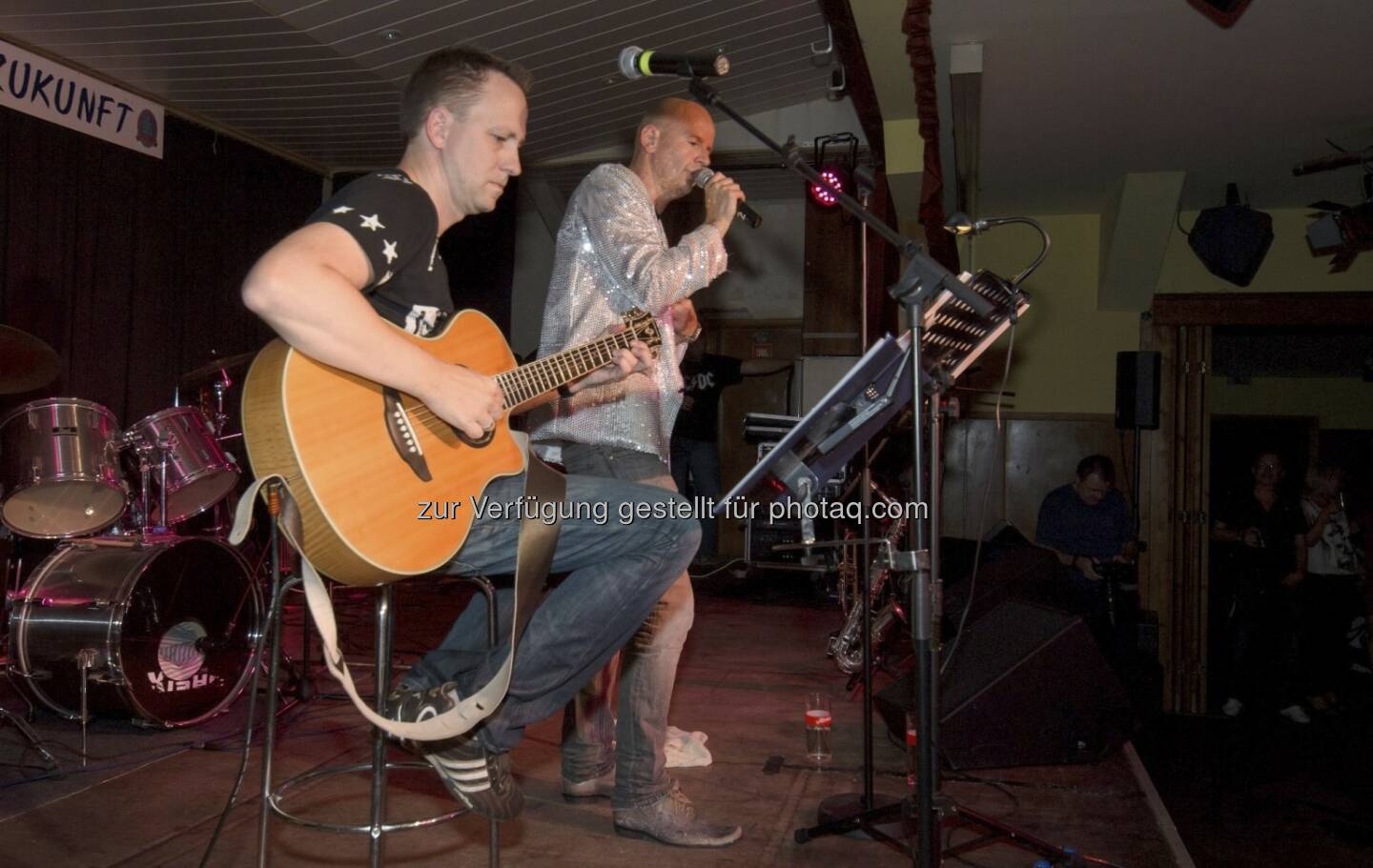 Stefan Maxian, Klaus della Torre: Hauptsoch Gsund, die Kapitalmarktkapelle