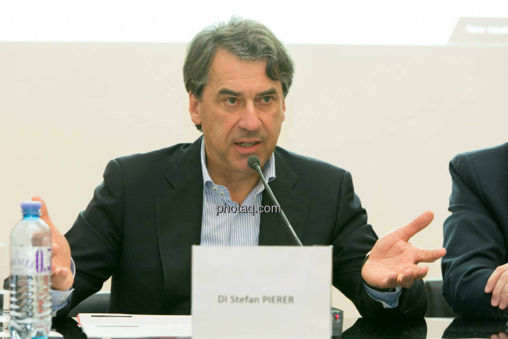Stefan Pierer, Cross Industries AG, © photaq/Martina Draper (06.11.2014) 