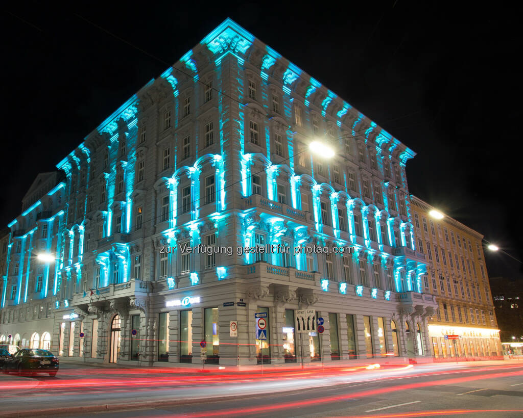 Verkehrsbüro Group: Motel One Wien-Staatsoper eröffnet: Viel Design für wenig Geld in einer historischen, denkmalgeschützten Immobilie, © Aussendung (11.11.2014) 