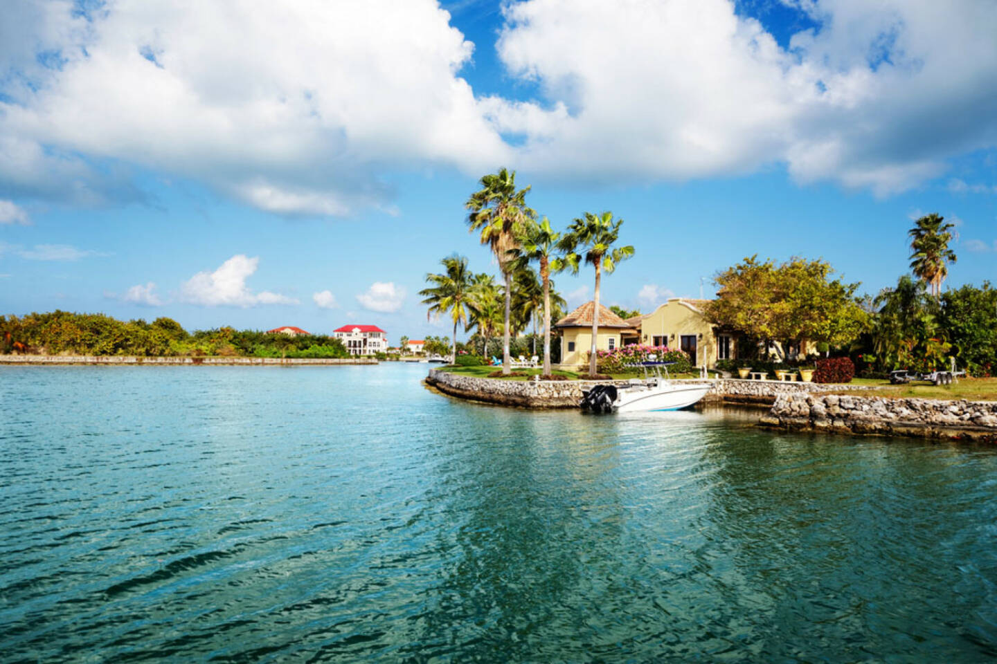 Cayman Islands, Meer, Palmen, http://www.shutterstock.com/de/pic-77609683/stock-photo-waterfront-homes-on-grand-cayman.html