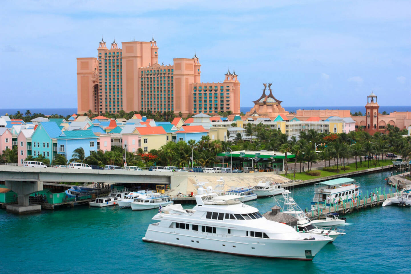 Bahamas, Nassau, Yacht, 61574/stock-photo-paradise-island-and-atlantis-resort-in-nassau-bahamas.html