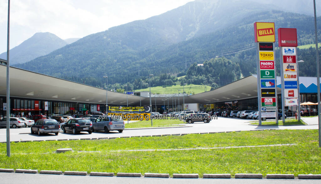 Baker & McKenzie - Diwok Hermann Petsche Rechtsanwälte LLP & Co KG: Baker & McKenzie berät bei Verkauf des Fachmarktzentrums Telfspark (Bild: Fachmarktzentrum Telfspark), Billa, Kik, DM, Libro, © Aussendung (14.11.2014)