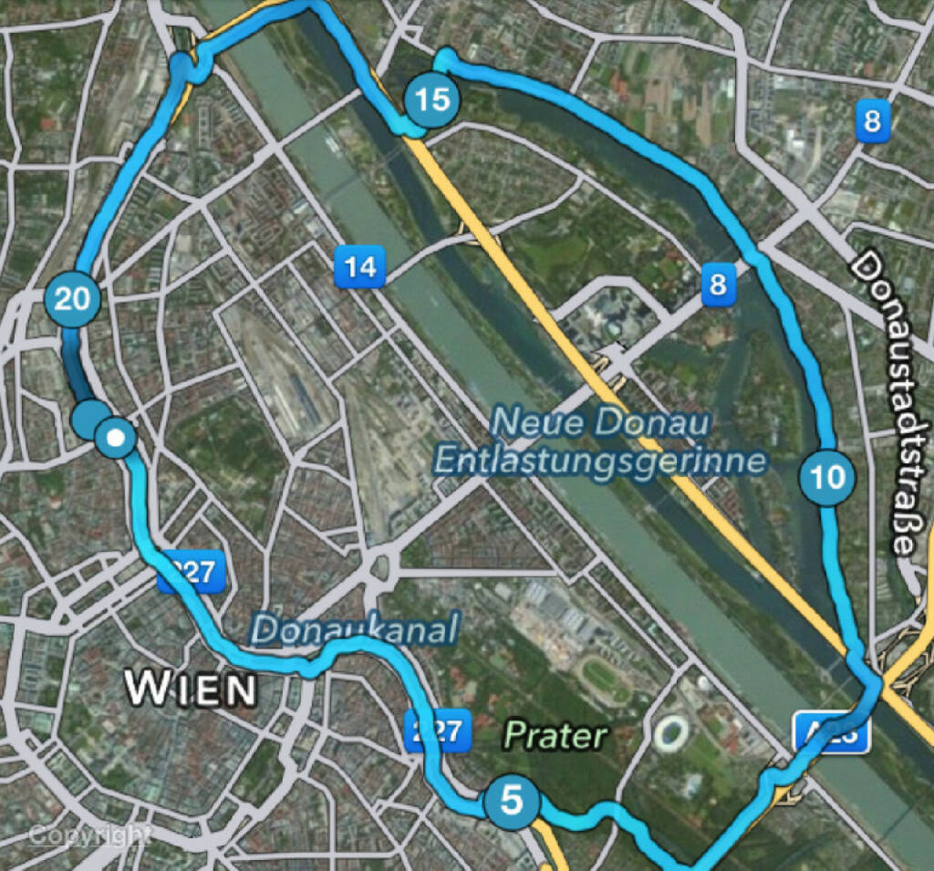 Christian Drastil: Mein Wien-Halbmarathon, siehe http://www.runplugged.com/2013/09/22/ein_trainings-halbmarathon_ganz_ohne_app_mein_halbmarathon-streckentipp_fur_alle_wiener  (15.11.2014) 