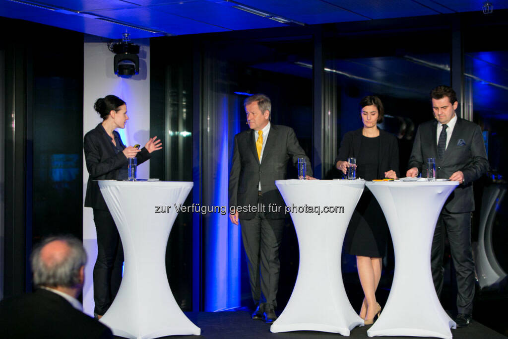 Bettina Schragl (Head of Corporate Communications Immofinanz), Eduard Zehetner (CEO Immofinanz), Birgit Noggler (CFO Immofinanz), Dietmar Reindl (COO Immofinanz), http://privatanleger.immofinanz.com/, © Martina Draper für Immofinanz (27.11.2014) 