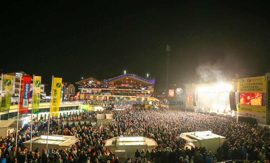Planai-Hochwurzen-Bahnen GmbH: Party hoch 5 auf der Planai: Mehr als 9.000 Fans beim großen Ski-Opening Festival in Schladming, © Aussendung (29.11.2014) 