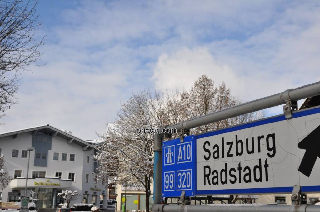 Raiffeisenbank Altenmarkt, Weg nach Radstadt, © finanztmarktfoto.at (08.02.2013) 