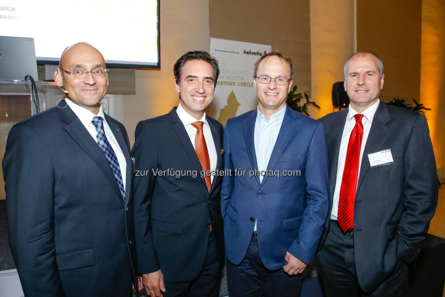 Alexander Neubauer, Leiter des Helvetia Partnervertriebs, Werner Panhauser, Vertriebsvorstand der Helvetia, Univ. Prof. Markus Hengstschläger und Otmar Bodner, CEO Helvetia Versicherungen Österreich: Helvetia Partner Cercle