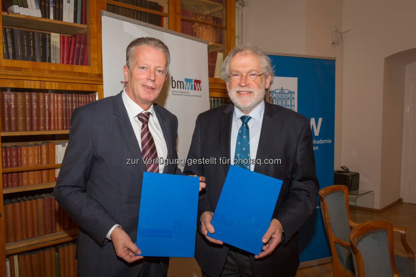 Reinhold Mitterlehner, Vizekanzler und Wissenschaftsminister; Anton Zeilinger, Präsident ÖAW: Österreichische Akademie der Wissenschaften: Weiterer Auftrieb für Grundlagenforschung und Wissenstransfer