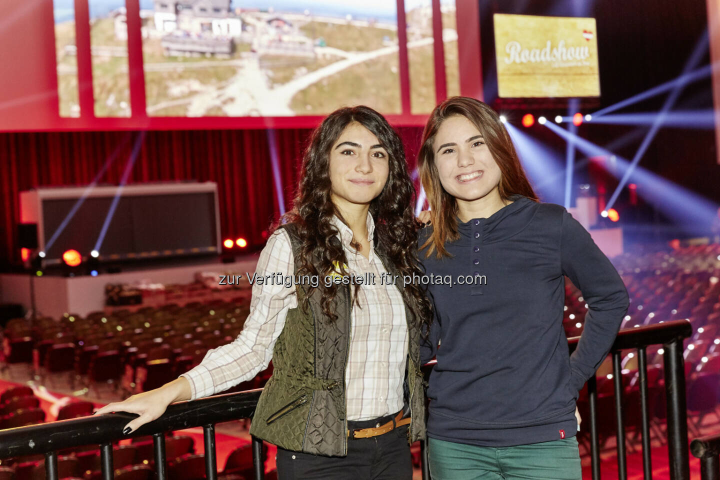 Fatma Yildiz und Mine Yildirim aus der BHAK Wien 11