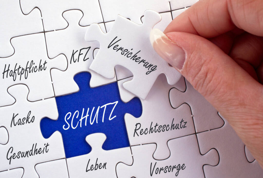 Versicherung, Schutz, Versicherer, http://www.shutterstock.com/de/pic-167065115/stock-photo-insurance-concept-german-language.html (04.12.2014) 