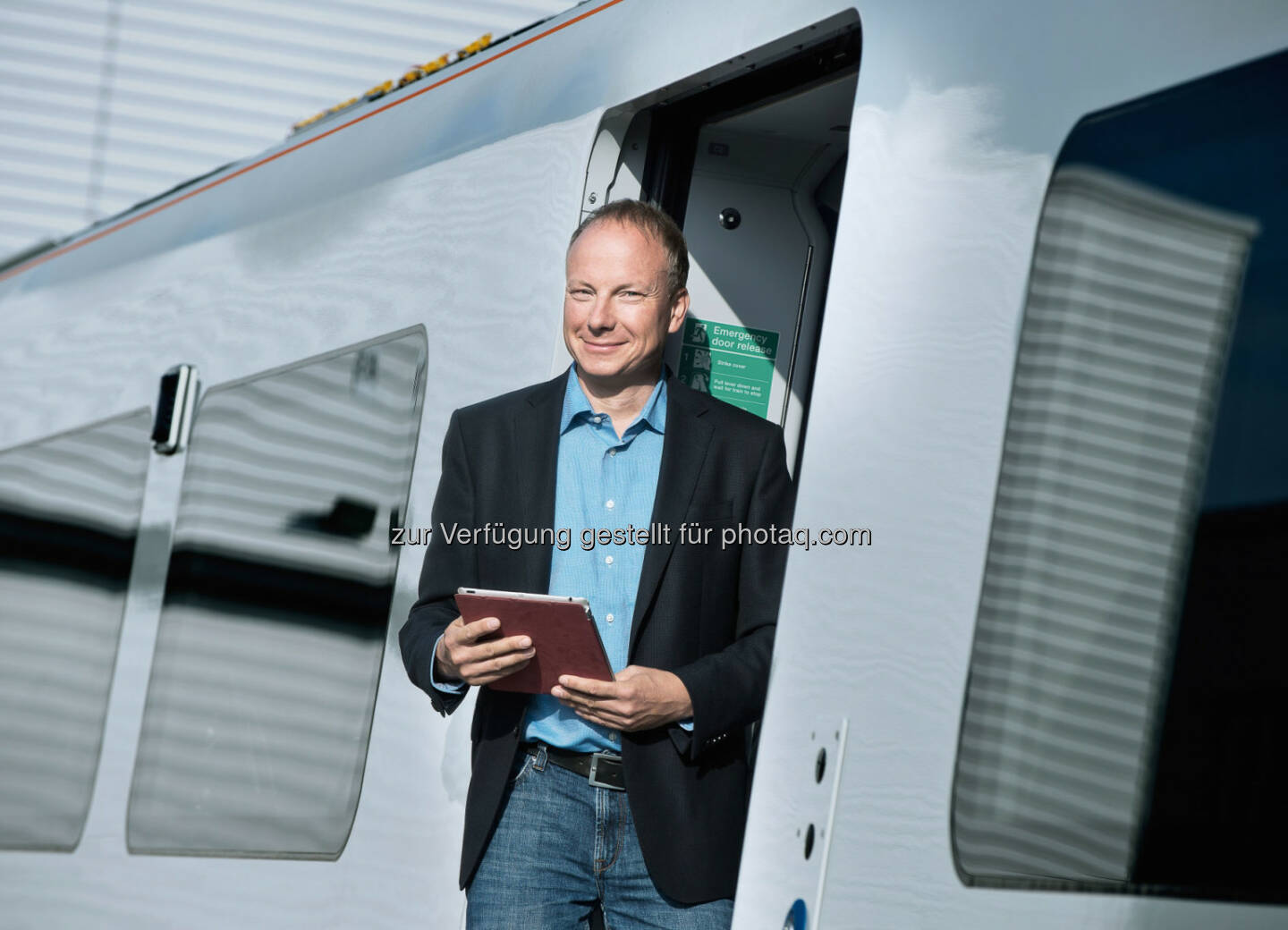 Ralf Beyer hat einen webbasierten Service für Schienenfahrzeuge erfunden – eine Art virtuellen „Bohrer“. Siemens-Erfinder für innovative Bahntechnik ausgezeichnet. Copyright: Siemens AG 
