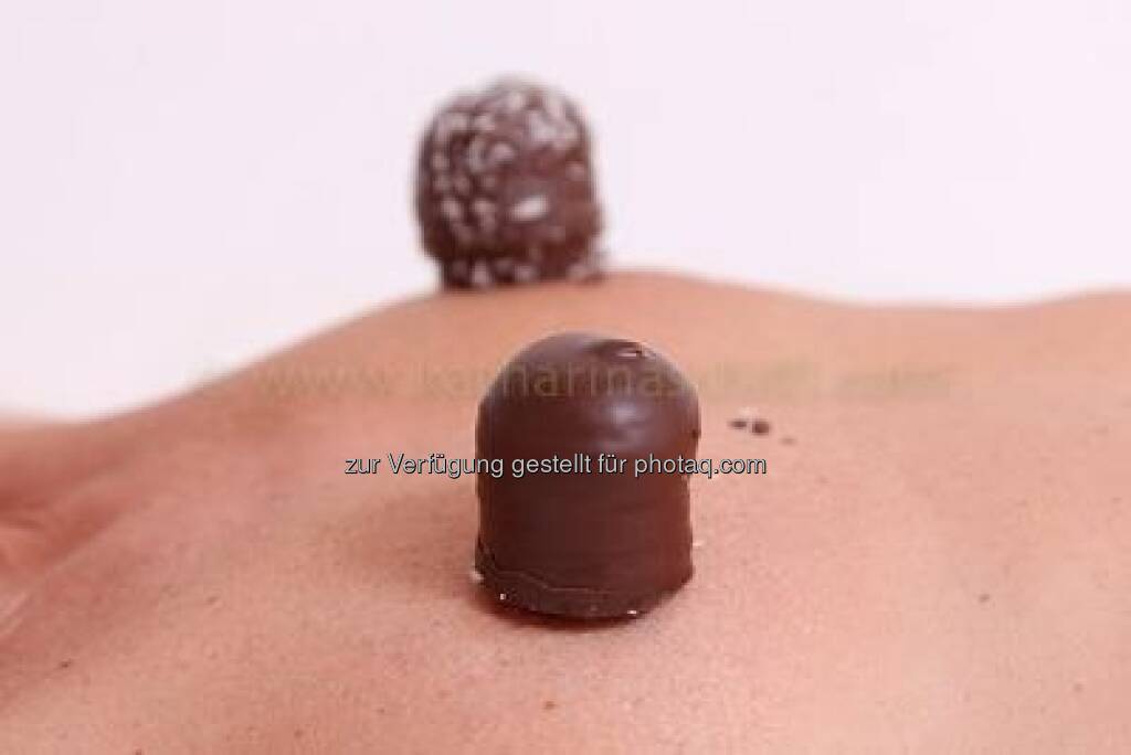 Schwedenbomben Eine Interpretation der Fotografin Katharina Schiffl, http://www.katharinaschiffl.com (09.02.2013)