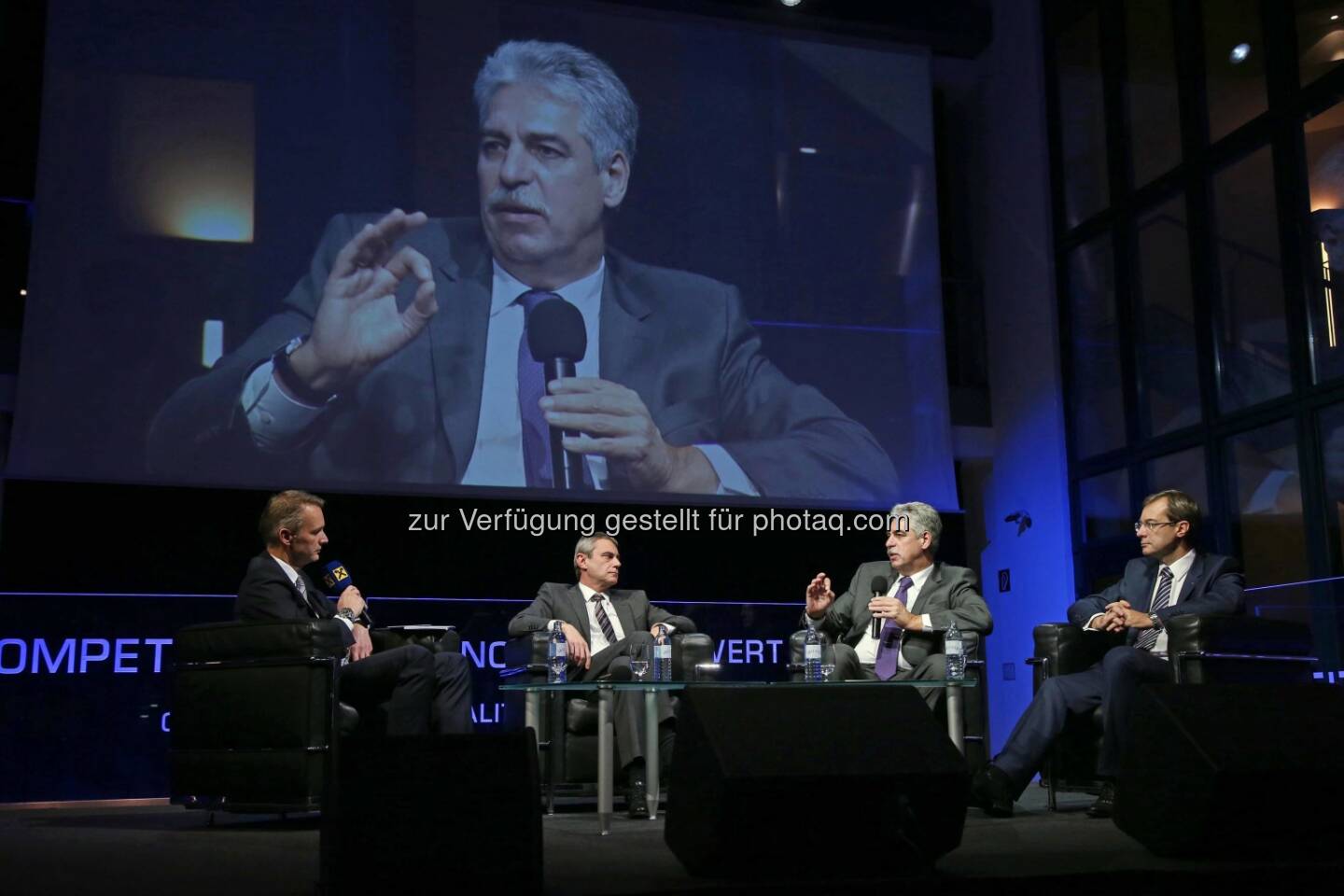 Heinrich Schaller (RLB OÖ), Jörg Schelling (Finanzminister), Axel Greiner (Industriellenvereinigung OÖ-Präsident)