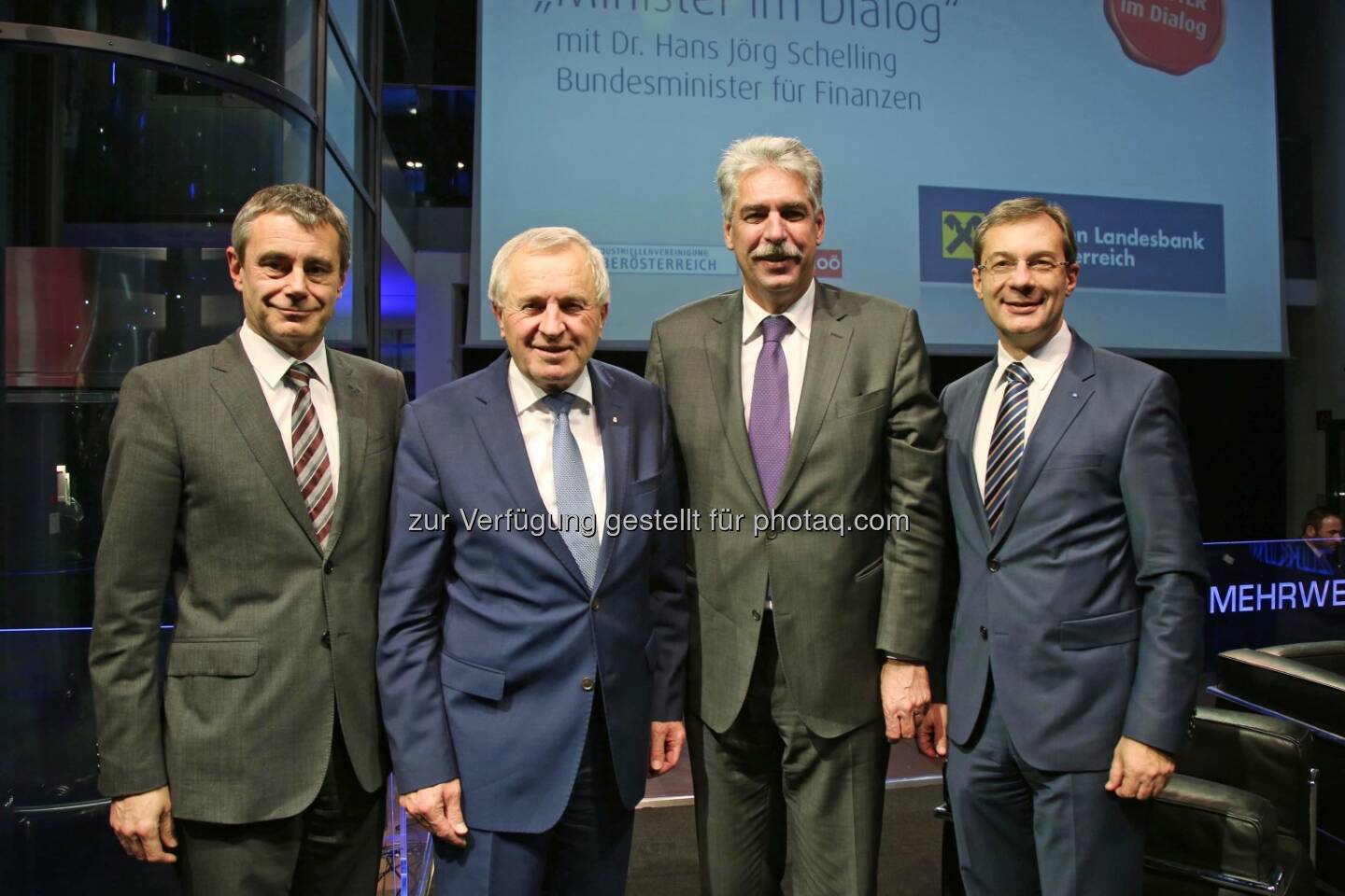 Heinrich Schaller (RLB OÖ), Landeshauptmann-Stv. Franz Hiesl, Jörg Schelling (Finanzminister), Axel Greiner (Industriellenvereinigung OÖ-Präsident)