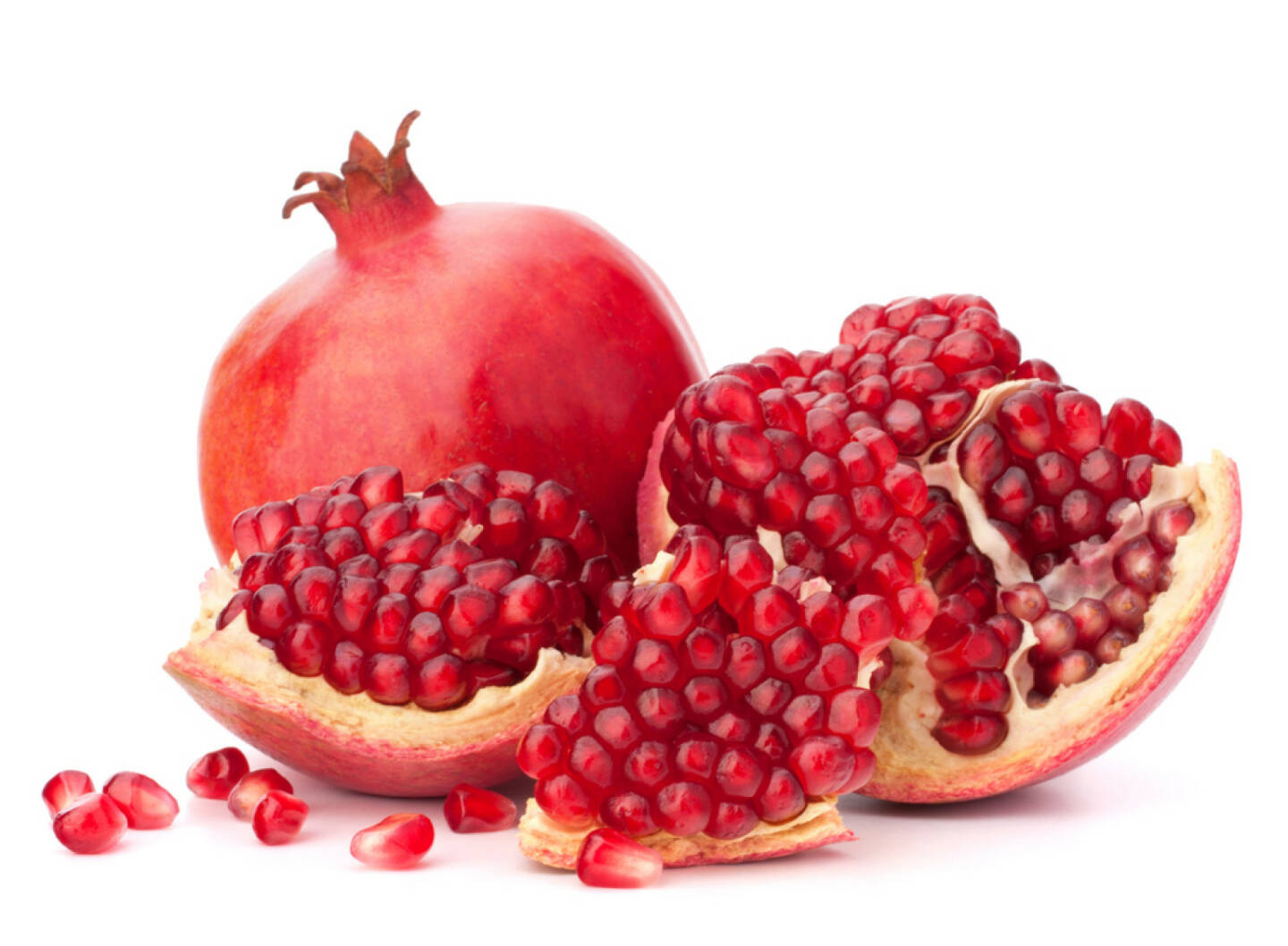 Granatapfel, Superfruit, http://www.shutterstock.com/de/pic-111946643/stock-photo-ripe-pomegranate-fruit-isolated-on-white-background-cutout.html