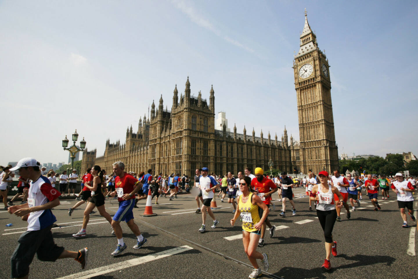 London, Marathon, England, Großbritannien, Läufer, Big Ben, <a href=http://www.shutterstock.com/gallery-724414p1.html?cr=00&pl=edit-00>Bikeworldtravel</a> / <a href=http://www.shutterstock.com/editorial?cr=00&pl=edit-00>Shutterstock.com</a>, Bikeworldtravel / Shutterstock.com