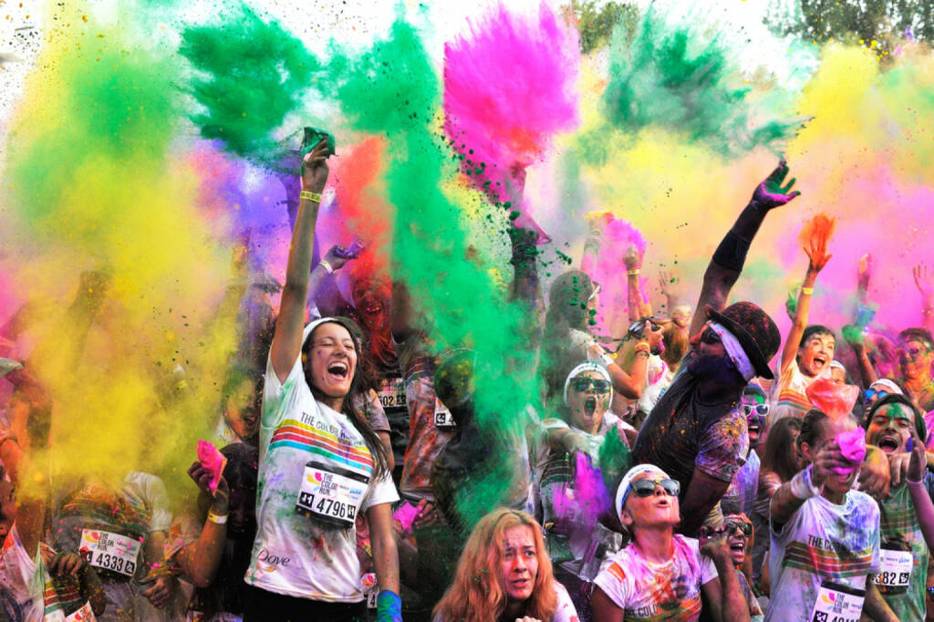 The Color Run, Laufen, bunt, Farben, <a href=http://www.shutterstock.com/gallery-749500p1.html?cr=00&pl=edit-00>PhotoStock10</a> / <a href=http://www.shutterstock.com/editorial?cr=00&pl=edit-00>Shutterstock.com</a>, PhotoStock10 / Shutterstock.com, © www.shutterstock.com (27.12.2014) 