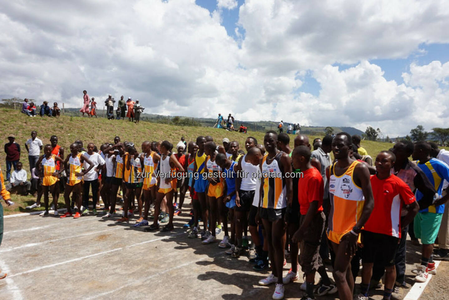 Eröffnung des Run2gether- Kiambogo Primary School – Stadium