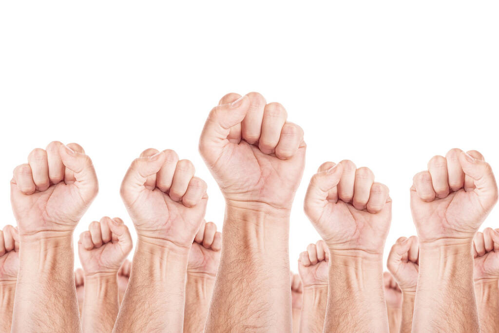 Gewerkschaft, Arbeitskampf, Streik, Protest, Faust, Fäuste -  http://www.shutterstock.com/de/pic-241610767/stock-photo-labour-movement-workers-union-strike-concept-with-male-fists-raised-in-the-air-fighting-for-their.html, © www.shutterstock.com (13.01.2015) 