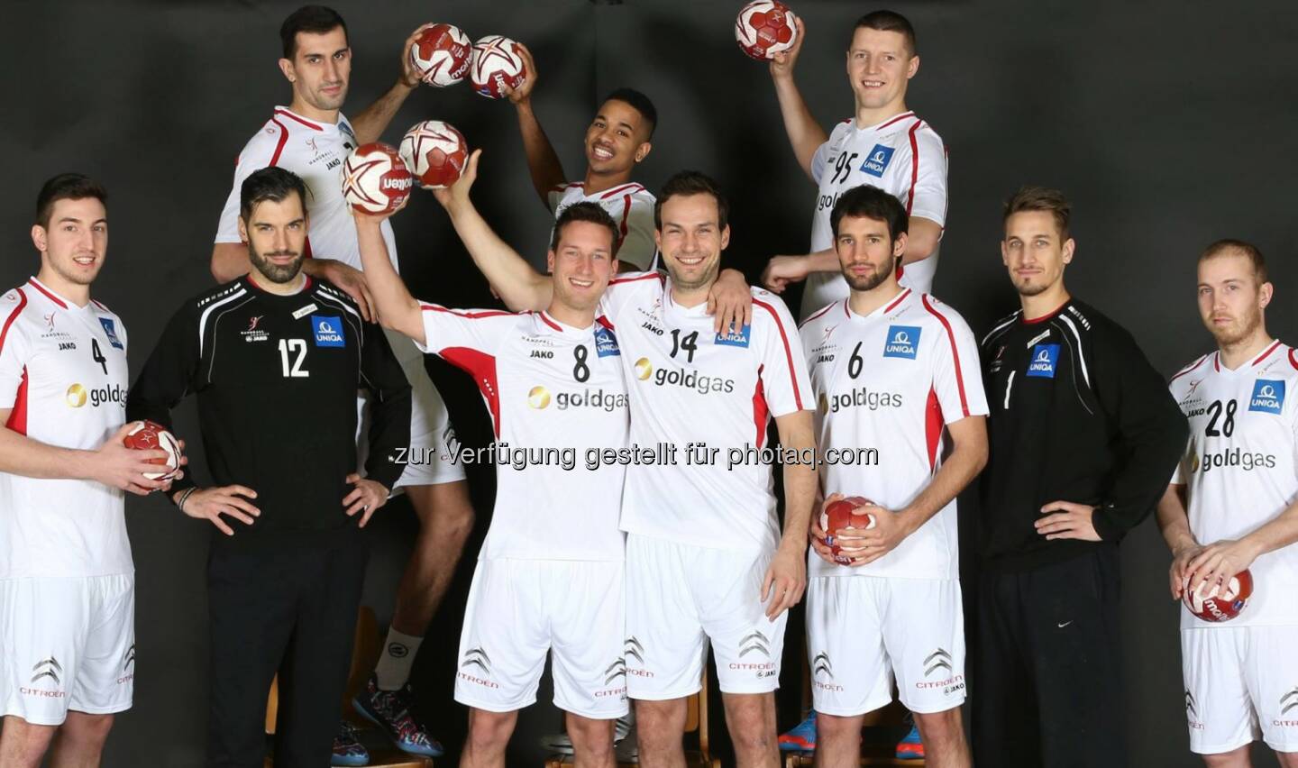 Der Saison-Auftakt gegen Kroatien gestern war leider nicht erfolgreich - aber es war sehr knapp. Heute spielt das österreichische Nationalteam bei der Handball WM in Katar gegen Bosnien-Herzegowina und wird zeigen, was es kann. Das Spiel wird ab 18:50 live auf ORF Sport Plus übertragen.

Foto Copyright: OEHB_GEPAPictures  Source: http://facebook.com/uniqa.at