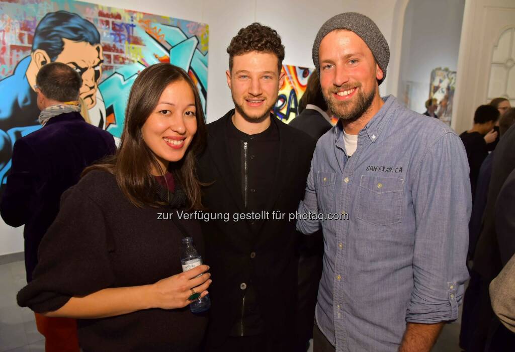 Inhaber der Inoperable Streetart Gallery Nathalie Halgand und Nicholas Platzer (li und re), Szenegastronom und Streetart-Sammler Nuriel Molcho (Mitte), © leisure.at/Christian Jobst (18.01.2015) 