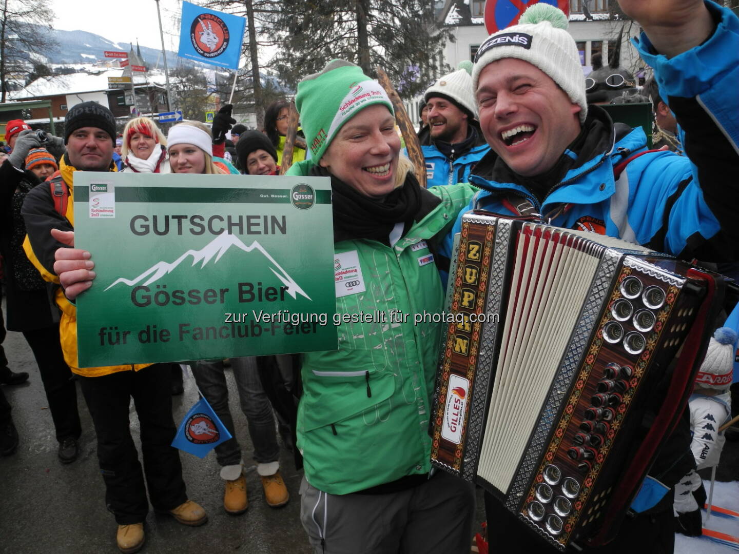 Die Innerhofer-Fans setzen sich gegen die Fanclubs von Kröll, Reichelt und Franz durch - http://voestalpine-wm-blog.at/2013/02/11/christof-innerhofer-hat-die-besten-fans/#.URjz_o7aK_Q